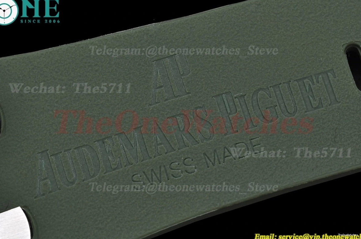 Offshore Stk SS Green Royal MY8215 GDF RU Oak 42mm 15710 Diver 0126